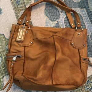 B- Makowski distressed Tan Leather Shoulder Bag
